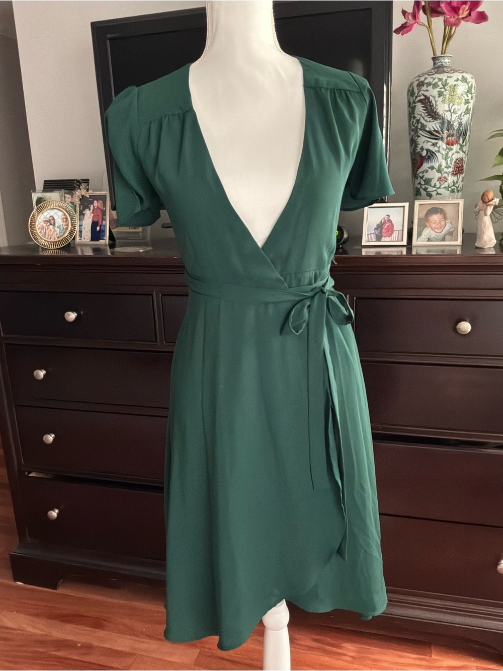 Beautiful Lulu's Emerald Green Wrap Dress